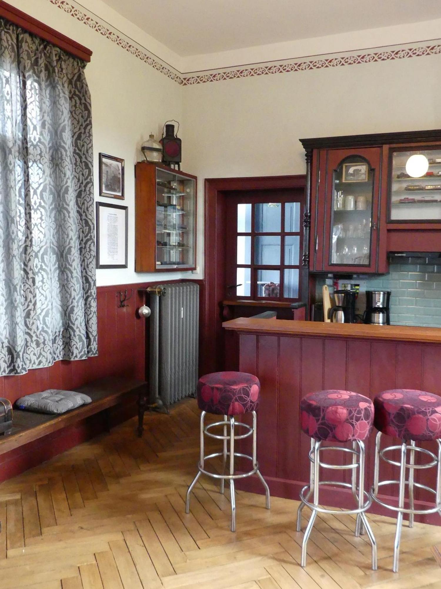 Ferienwohnung Bahnhof 1892 Meeder Exteriör bild
